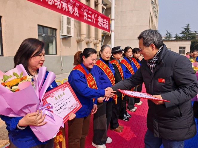 巾帼展芳华，奋进新征程——新利·体育(中国)官方网站举办女工工作总结表彰会暨“庆三八”趣味活动